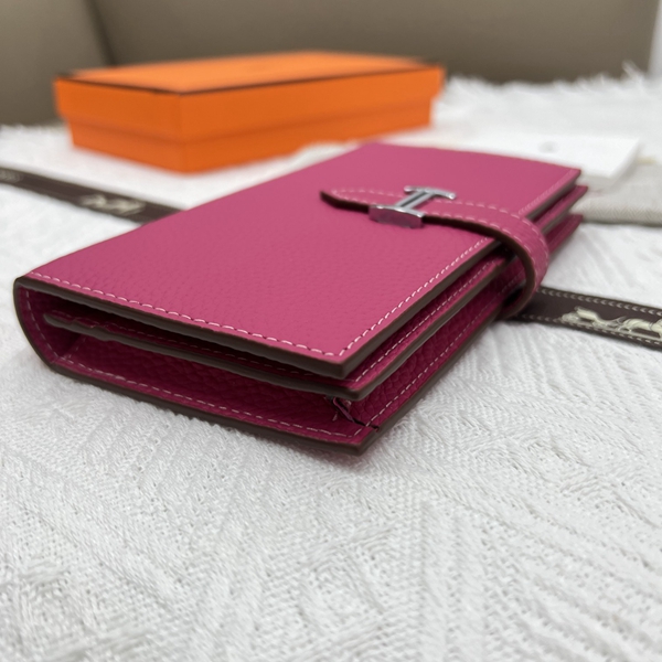 エルメス財布コピー内部構造